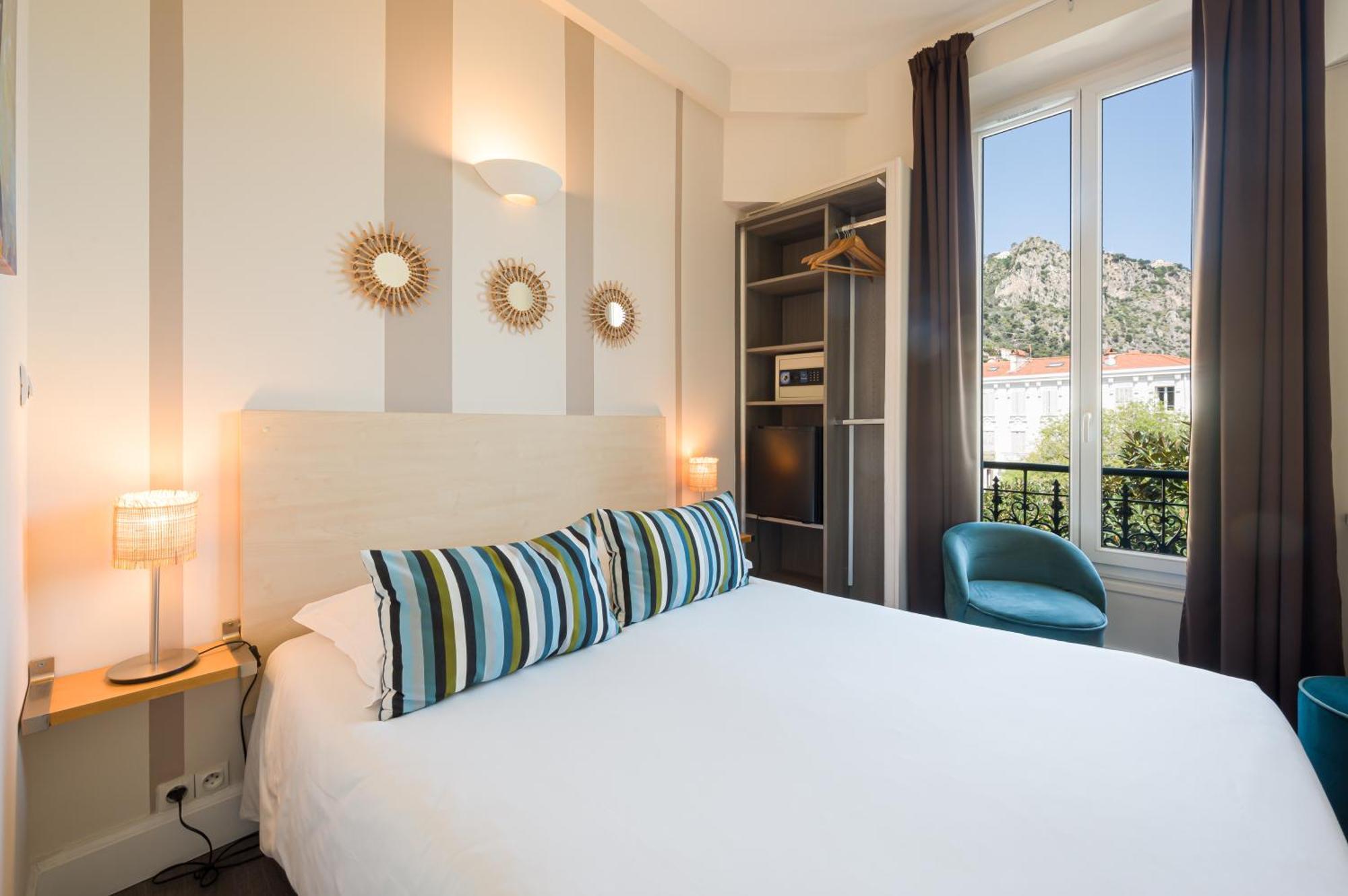 Hotel Select 보로쉬르메르 외부 사진
